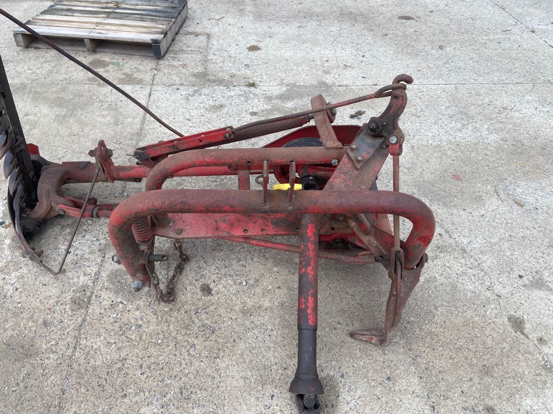 Miscellaneous  Massey Ferguson Sickle Mower - 7FT - Pitman Drive Photo